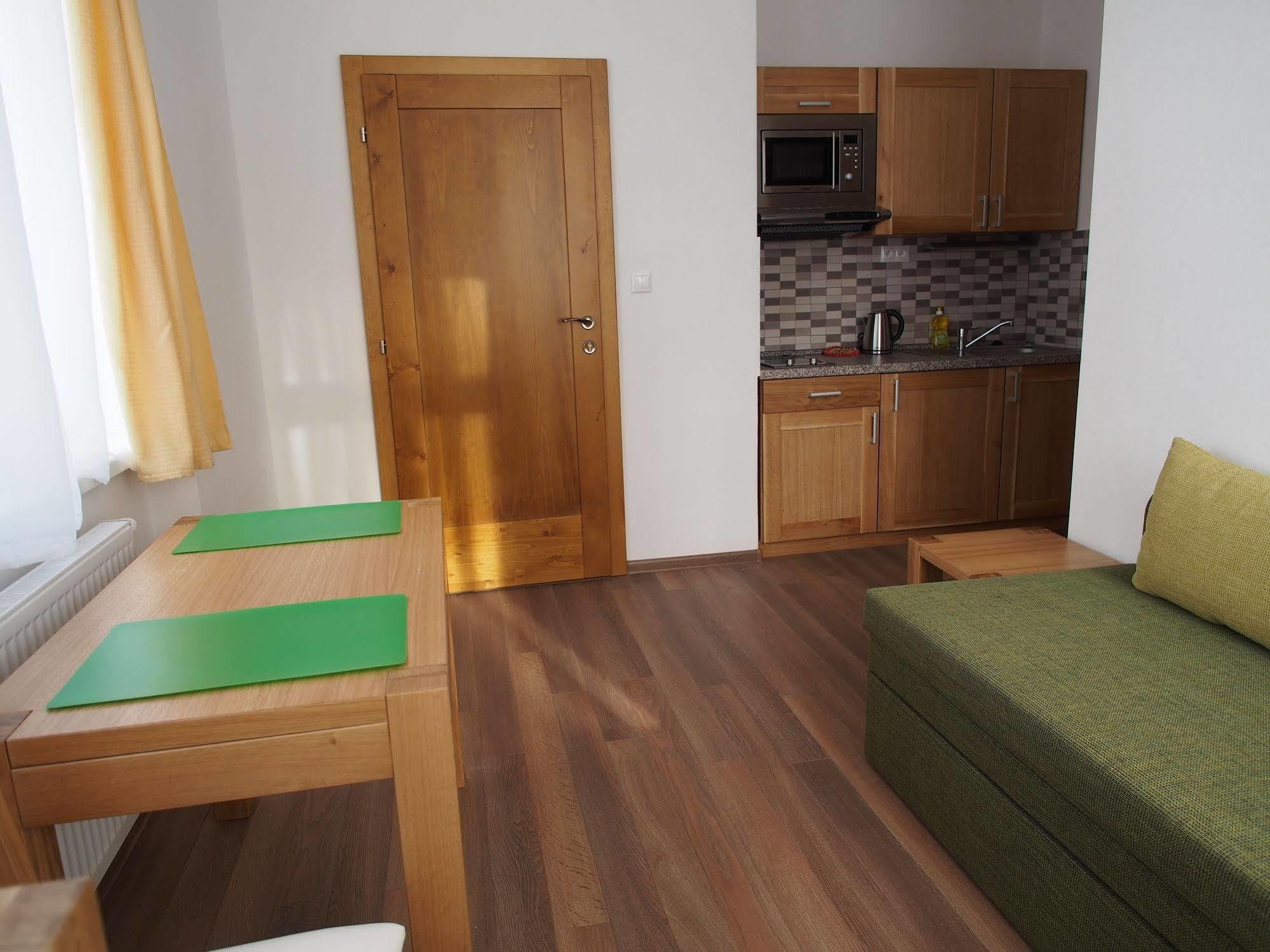 Apartman Helenka Stara Morava 塔查斯卡-鲁穆尼卡 外观 照片